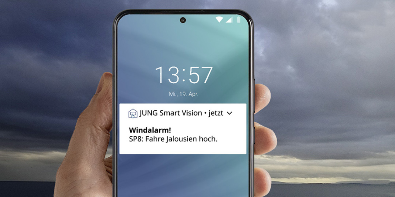 JUNG Smart Panel 8 bei Elektro Wenzl GmbH in Pappenheim-Bieswang
