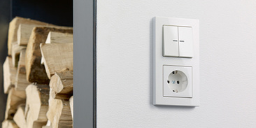 JUNG KNX Taster F 10 bei Elektro Wenzl GmbH in Pappenheim-Bieswang